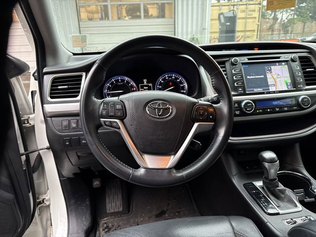 Used 2016 Toyota Highlander Limited image 20