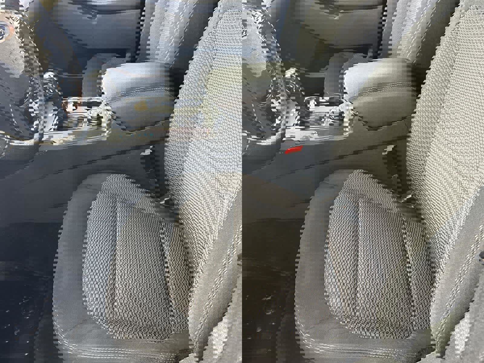 Used 2018 Ford Explorer XLT image 11