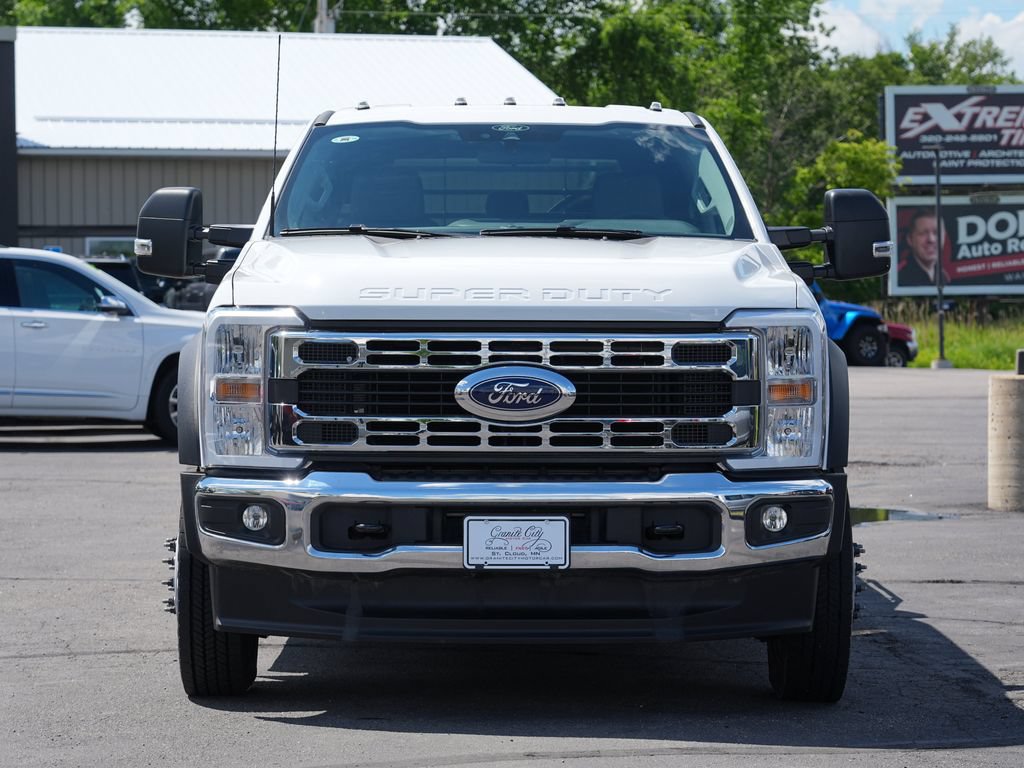 Used 2025 Ford F550 4x4 Crew Cab image 8