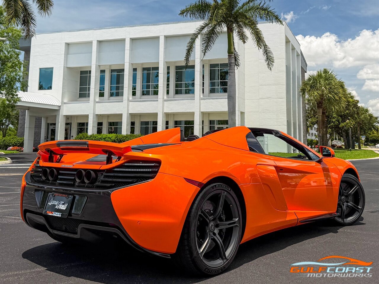 Used 2015 McLaren 650S Spider RWD image 53