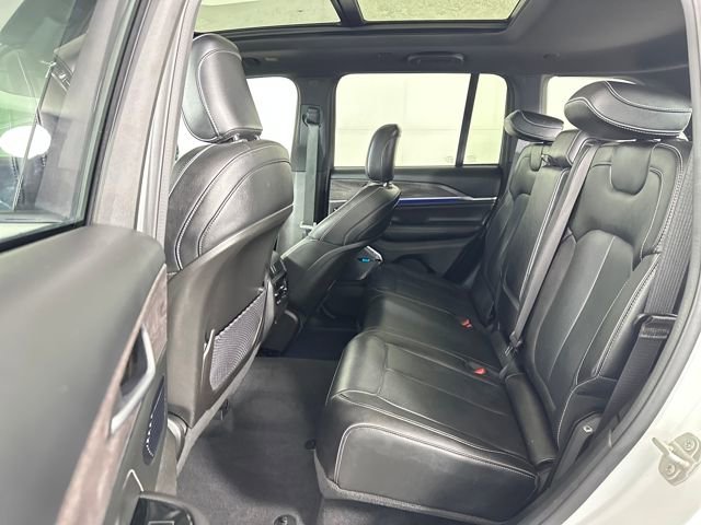 Used 2023 Jeep Grand Cherokee Overland image 25