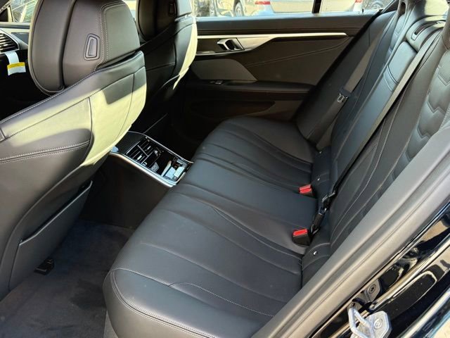 New 2026 BMW M850i xDrive image 25