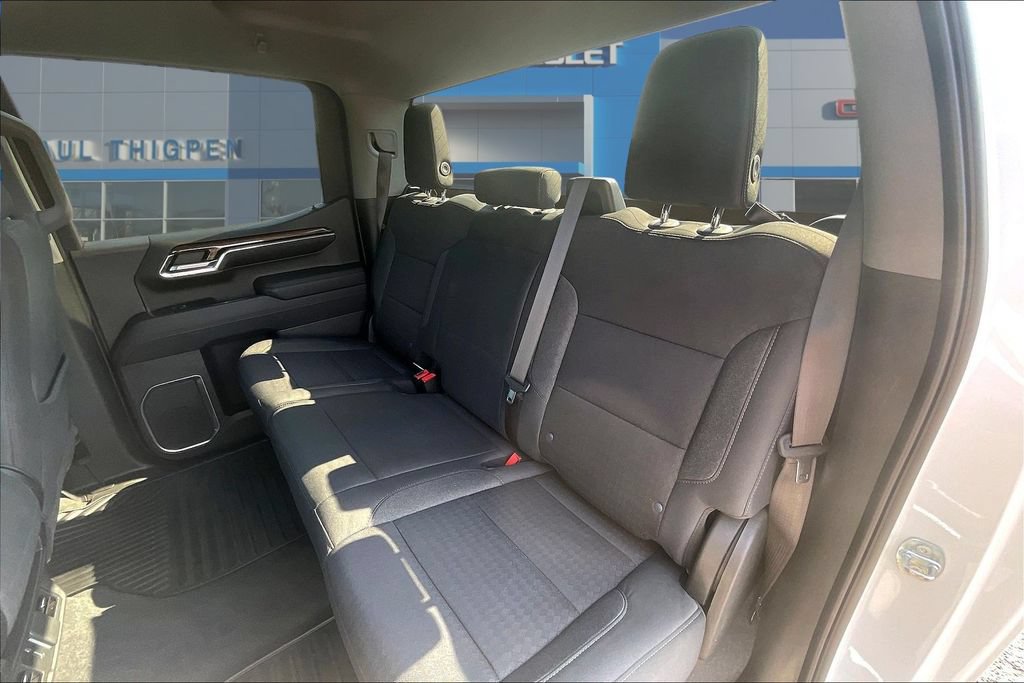 Used 2023 Chevrolet Silverado 1500 LT AWD/4WD image 23