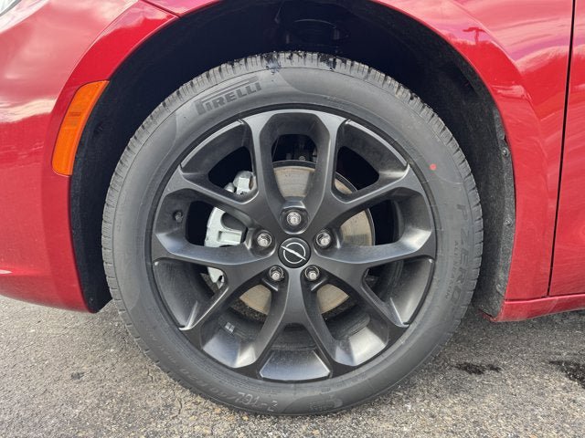 New 2026 Chrysler Pacifica Select image 11