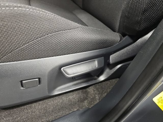 Used 2025 Toyota 4Runner SR5 AWD/4WD image 16