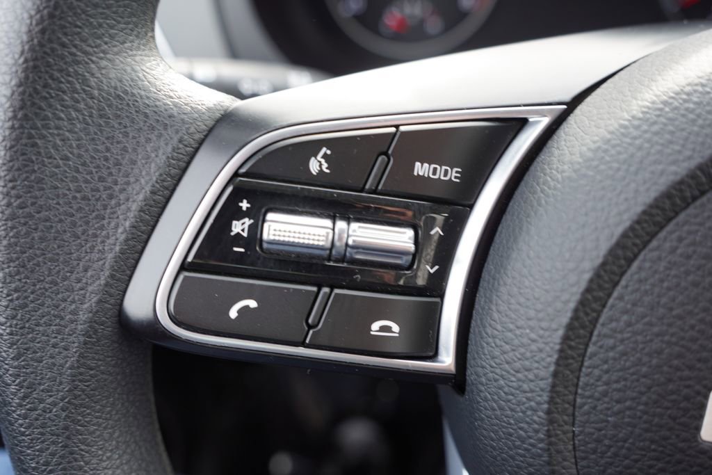 Used 2023 Kia Seltos LX image 28