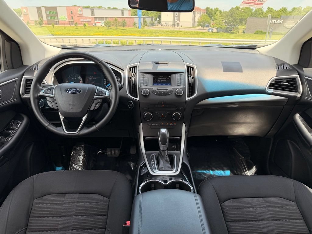 Used 2015 Ford Edge SEL FWD image 32
