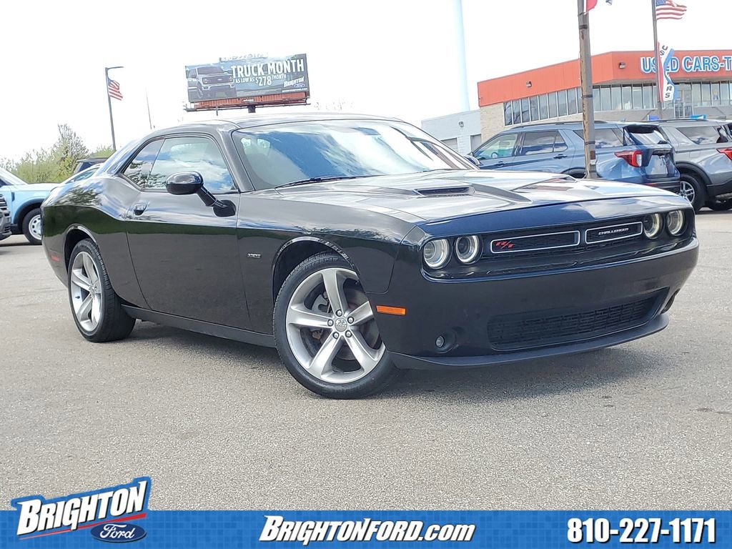 Used 2015 Dodge Challenger R/T w/ Quick Order Package 28B R/T RWD image 1