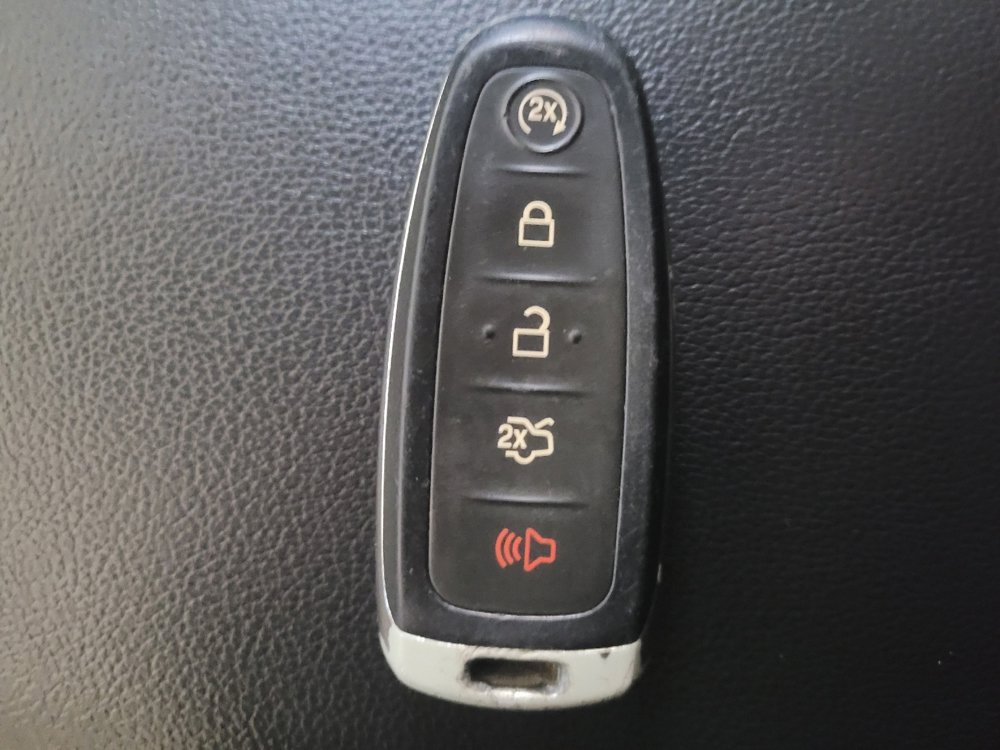 Used 2019 Ford Escape SE image 32