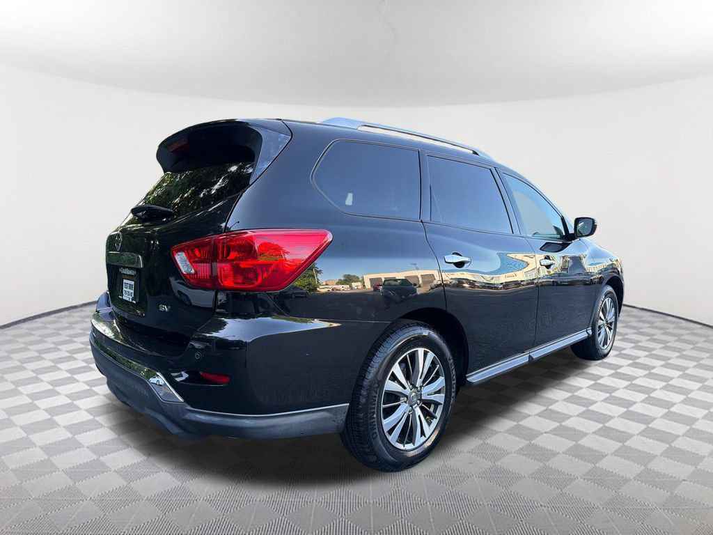 Used 2019 Nissan Pathfinder SV FWD image 5