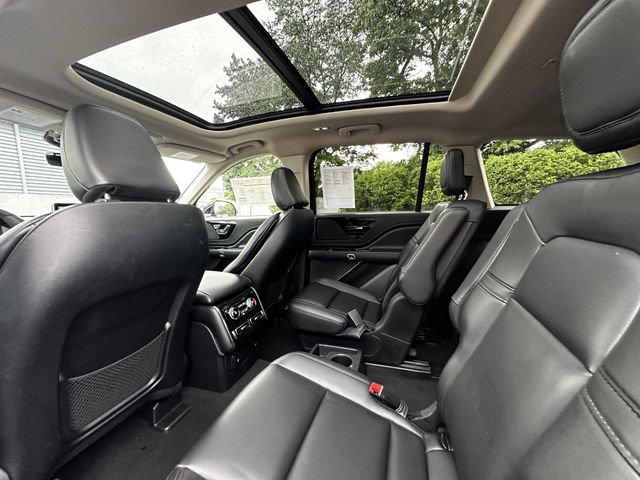 Certified 2023 Lincoln Aviator AWD w/ Premium Package image 18