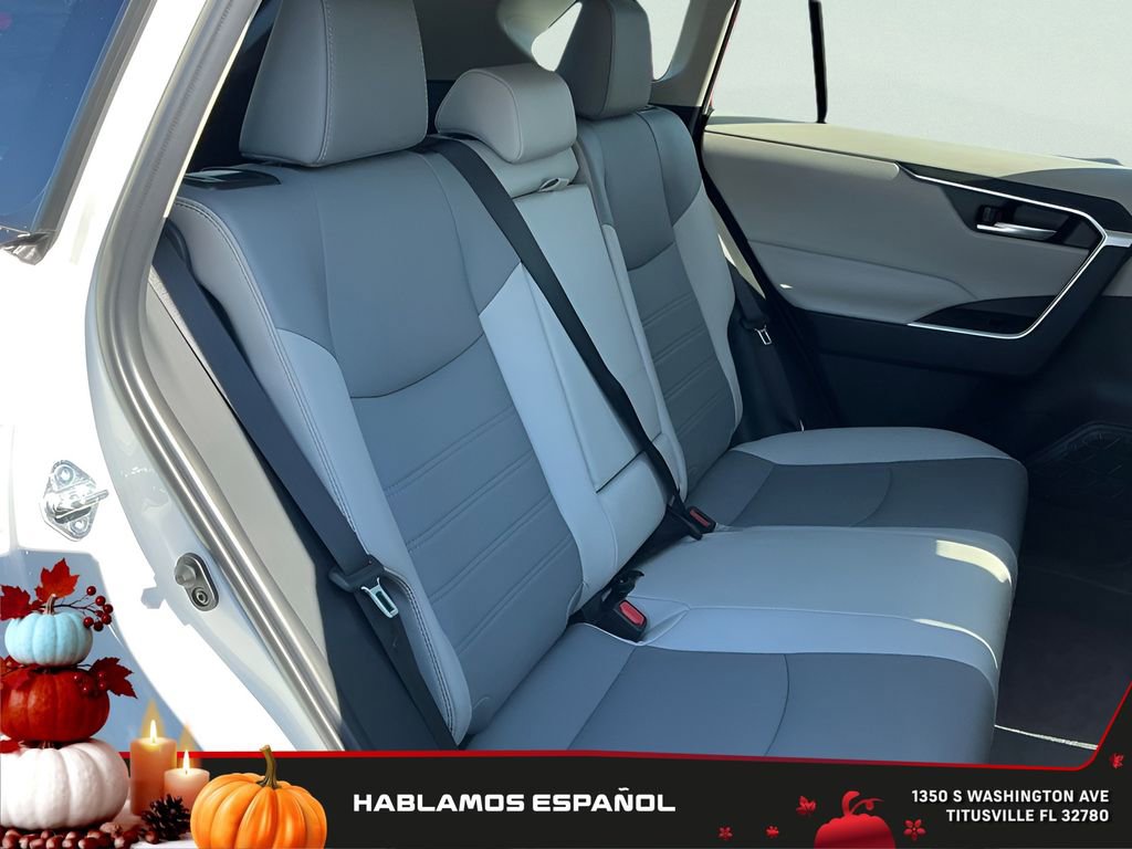 Used 2024 Toyota RAV4 XLE Premium image 19
