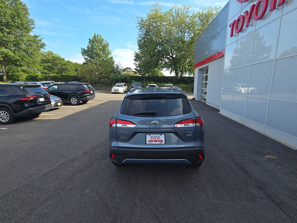Certified 2024 Toyota Corolla Cross LE AWD/4WD image 5