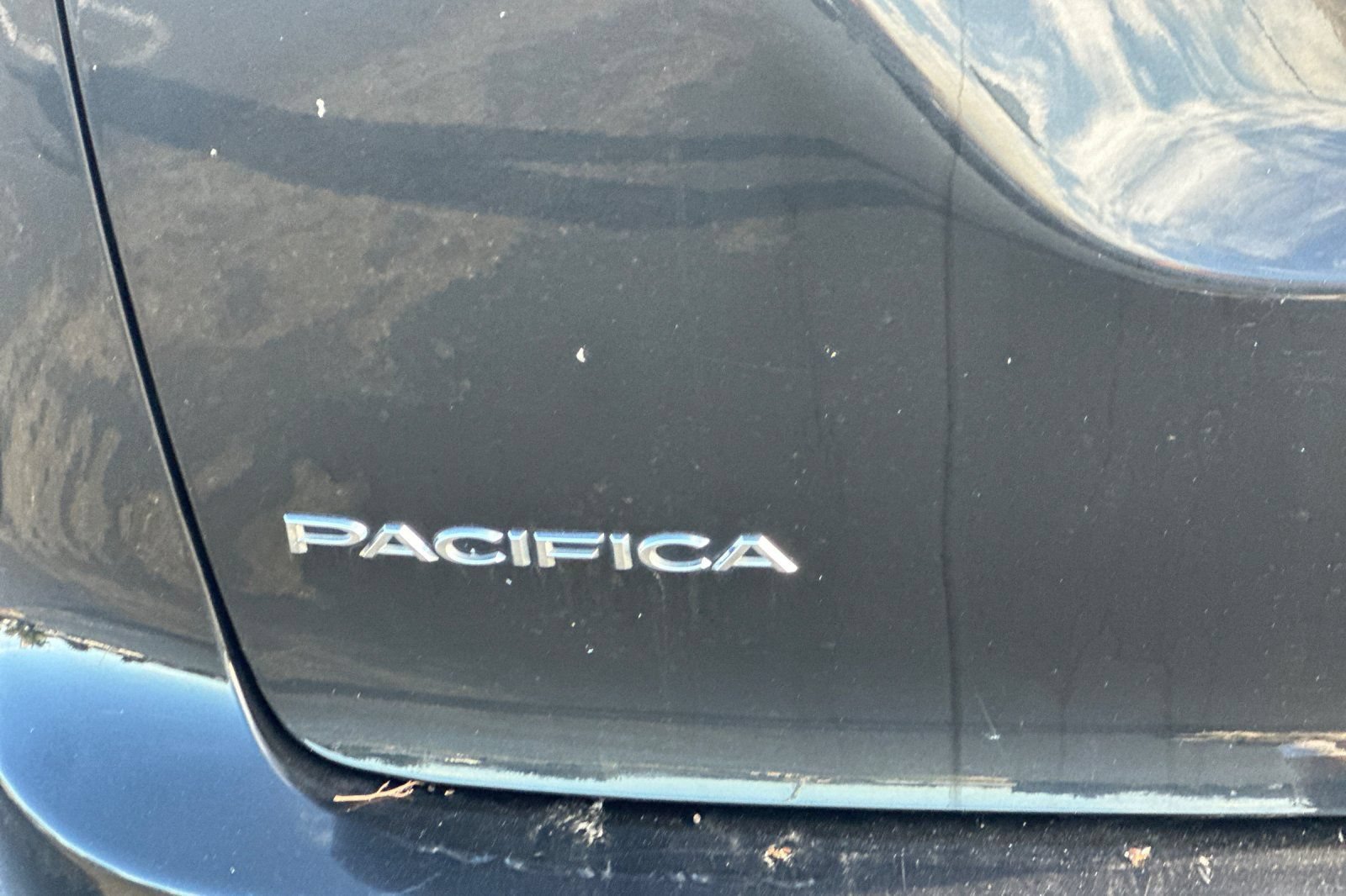 Used 2023 Chrysler Pacifica Touring-L FWD image 48