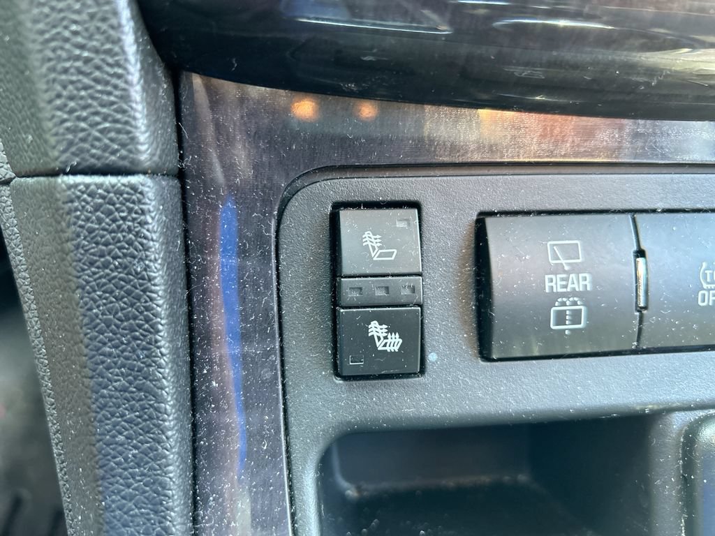 Used 2016 Buick Enclave Leather AWD/4WD image 30