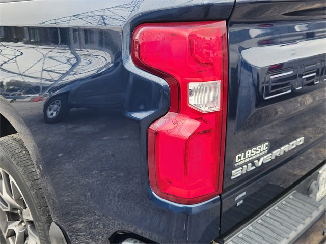 Used 2020 Chevrolet Silverado 1500 RST w/ Texas Edition image 6