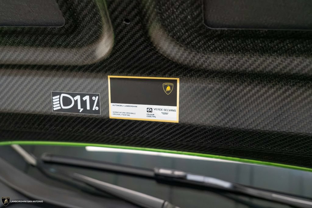 Used 2024 Lamborghini Huracan Tecnica RWD image 13