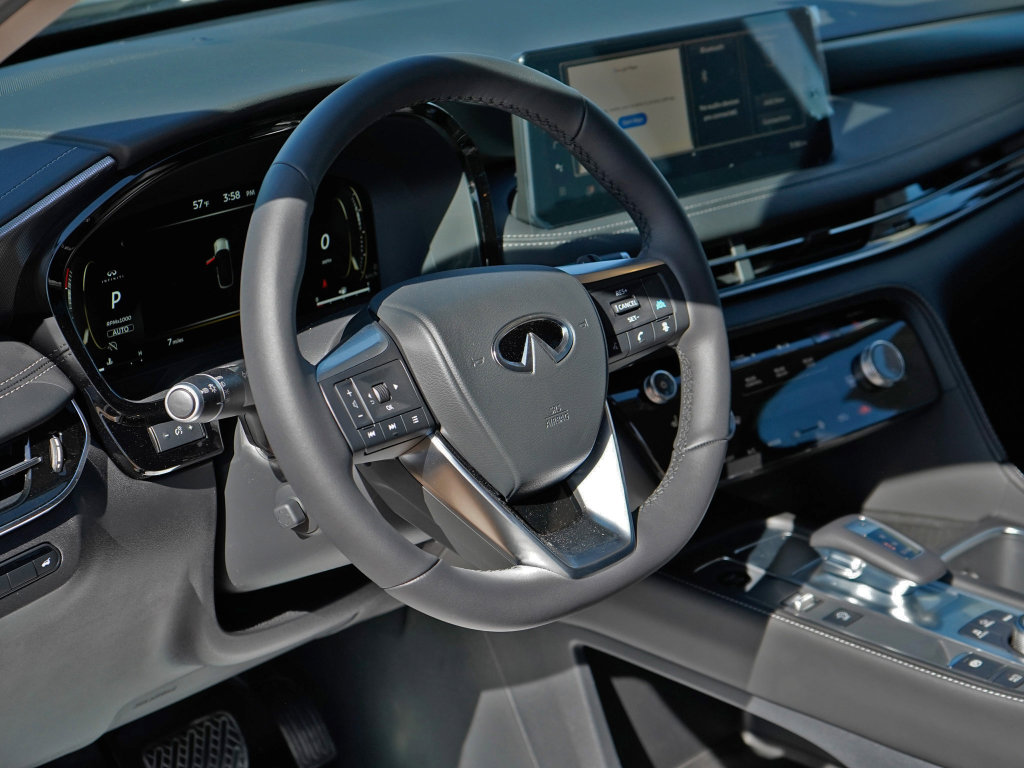 New 2026 INFINITI QX60 Luxe w/ Cargo Package image 15