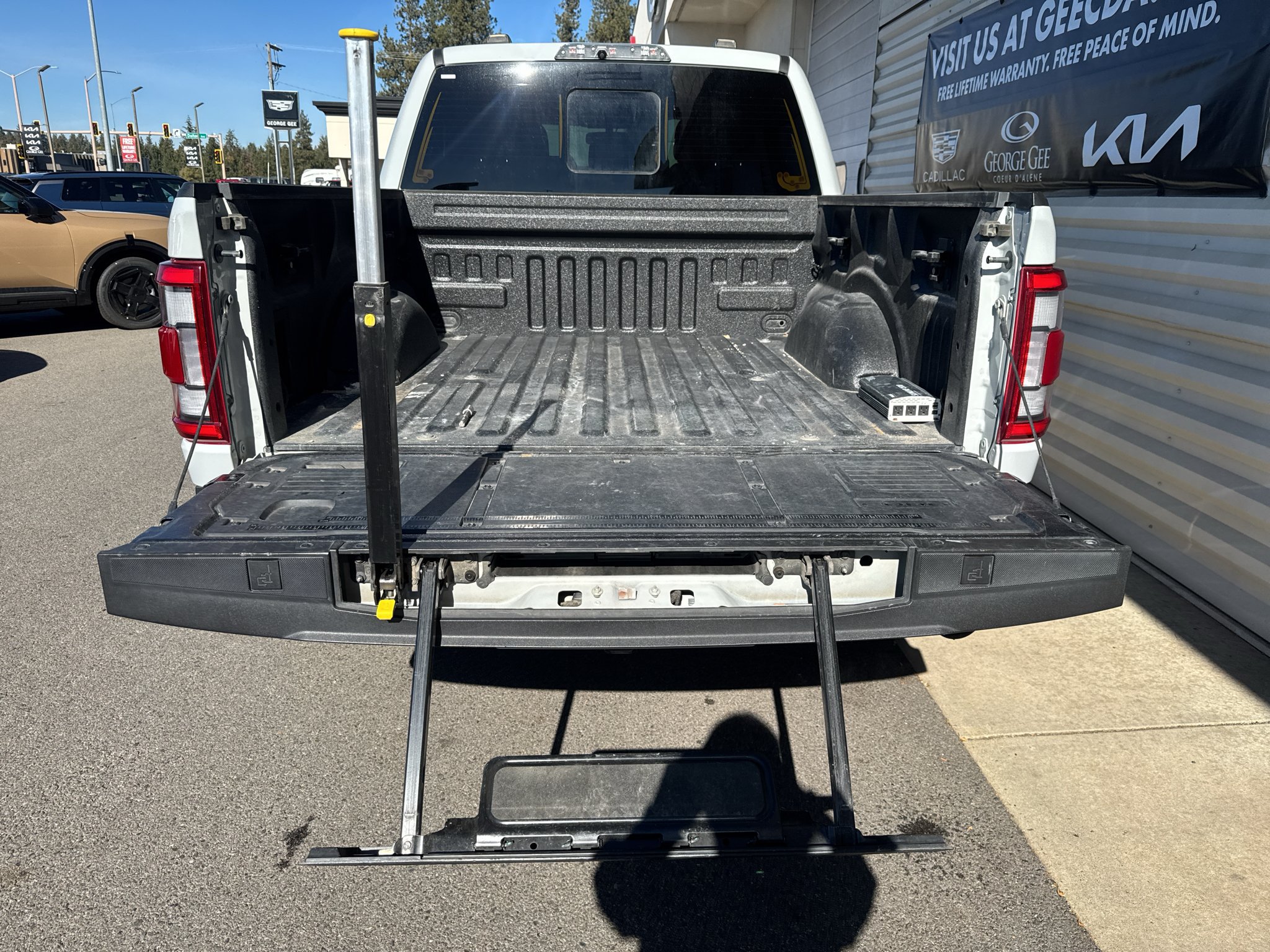 Used 2023 Ford F150 Raptor AWD/4WD image 15