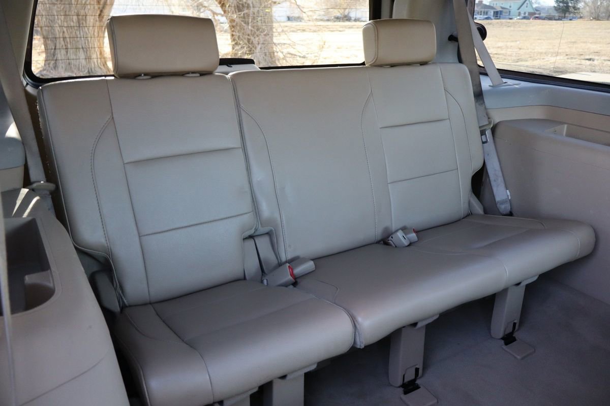 Used 2014 Nissan Armada Platinum w/ 2nd Row Captain Seat Package image 22
