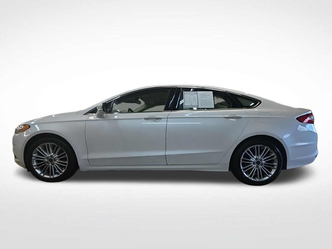 Used 2016 Ford Fusion SE w/ Equipment Group 202A FWD video 2