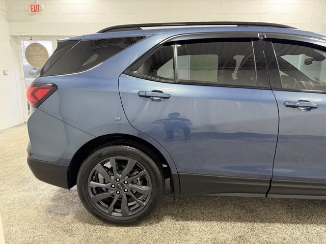 Used 2024 Chevrolet Equinox RS w/ LPO, Floor Liner Package FWD image 9