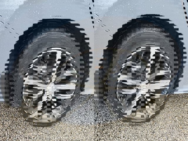 Used 2024 Honda Civic Touring image 9