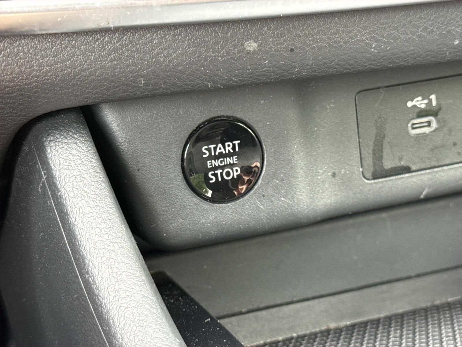 Certified 2026 Nissan Rogue SV AWD/4WD image 20