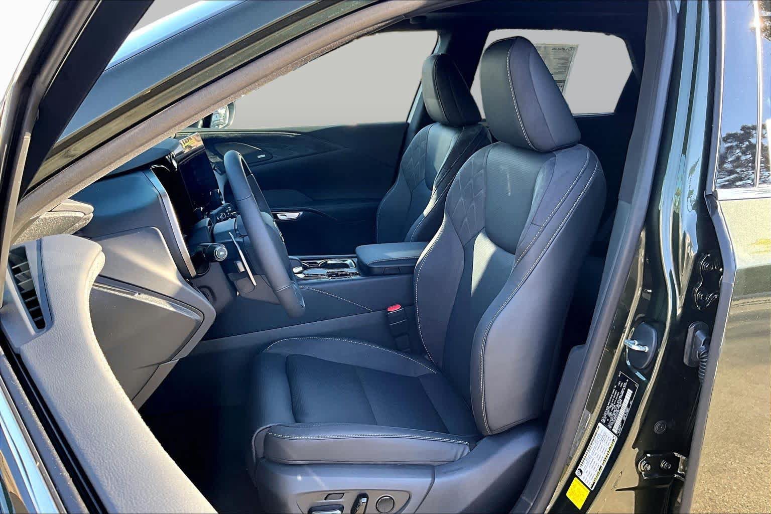 New 2026 Lexus RX 350 w/ Convenience Package AWD/4WD image 18