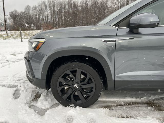 Used 2022 Volkswagen Taos SE image 35