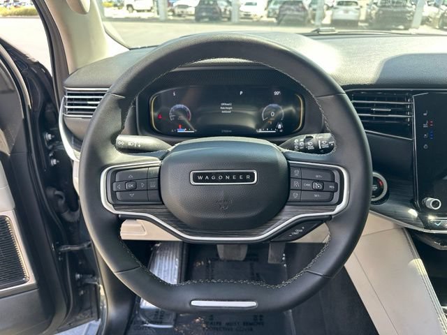 Used 2023 Jeep Wagoneer L Series III w/ Premium Group I AWD/4WD image 20