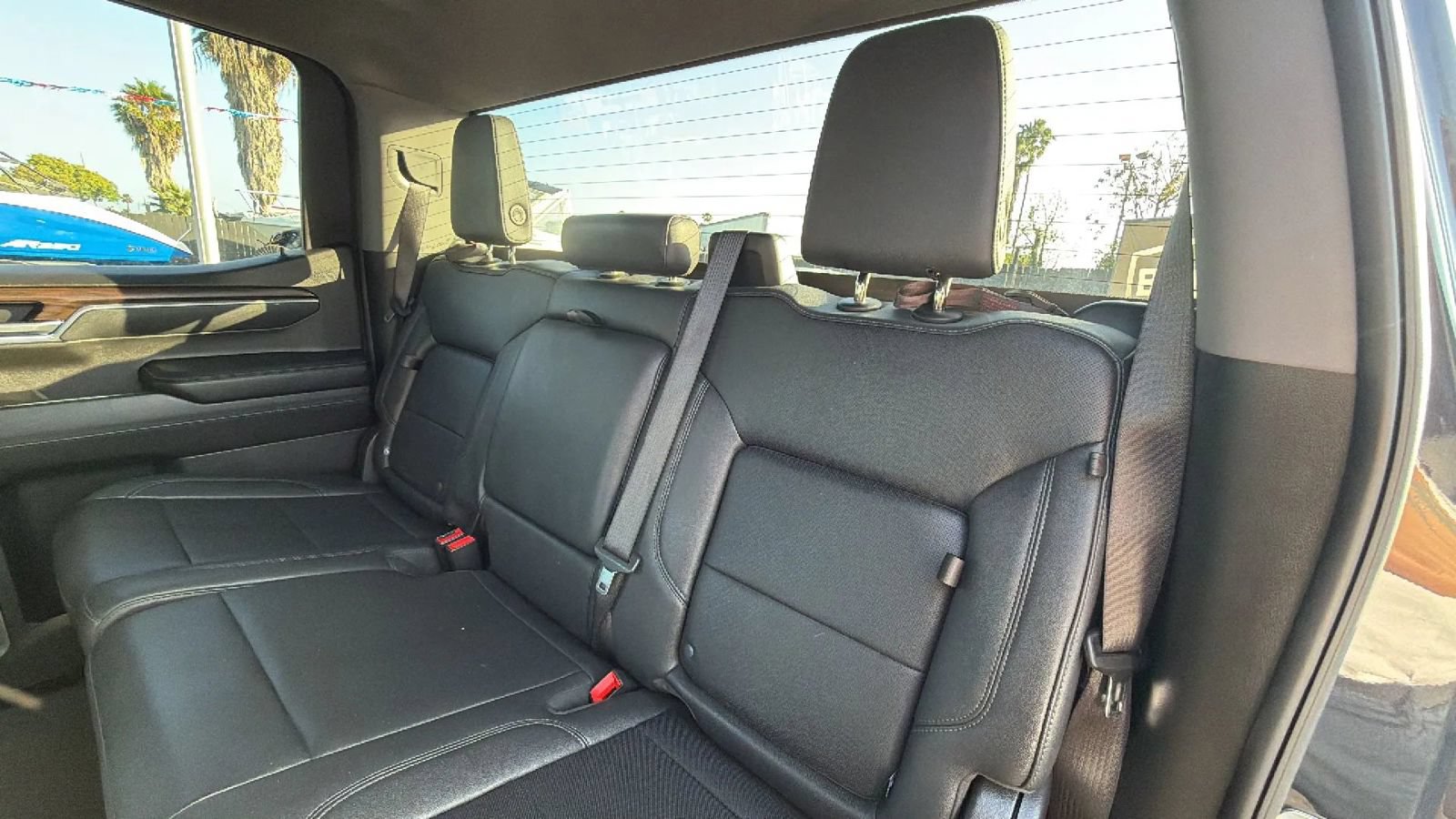 Used 2025 GMC Sierra 1500 SLT RWD image 36
