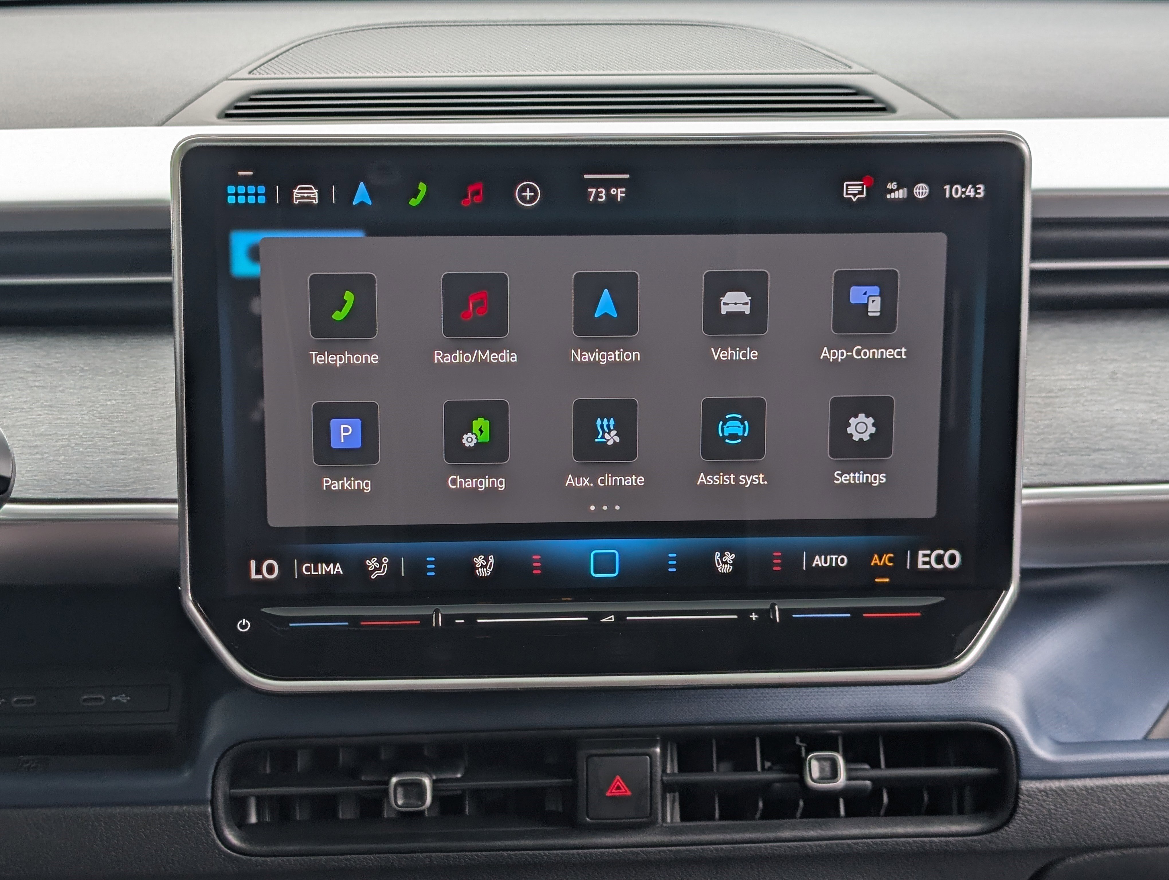Used 2025 Volkswagen ID. Buzz Pro S Plus RWD image 26