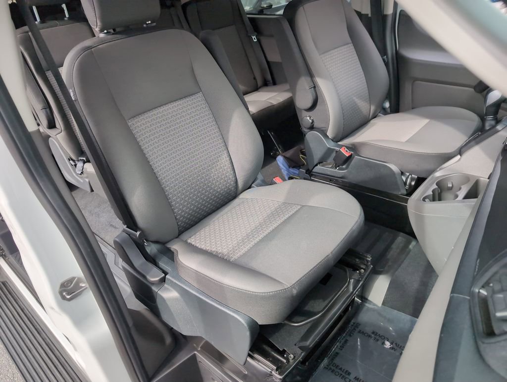 Used 2023 Ford Transit 350 XLT image 17