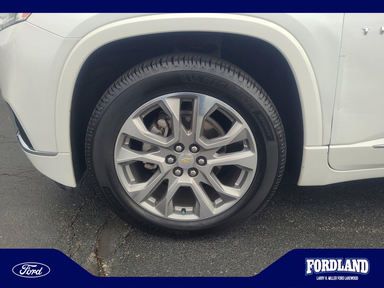 Used 2019 Chevrolet Traverse Premier w/ LPO, Floor Liner Package AWD/4WD image 26