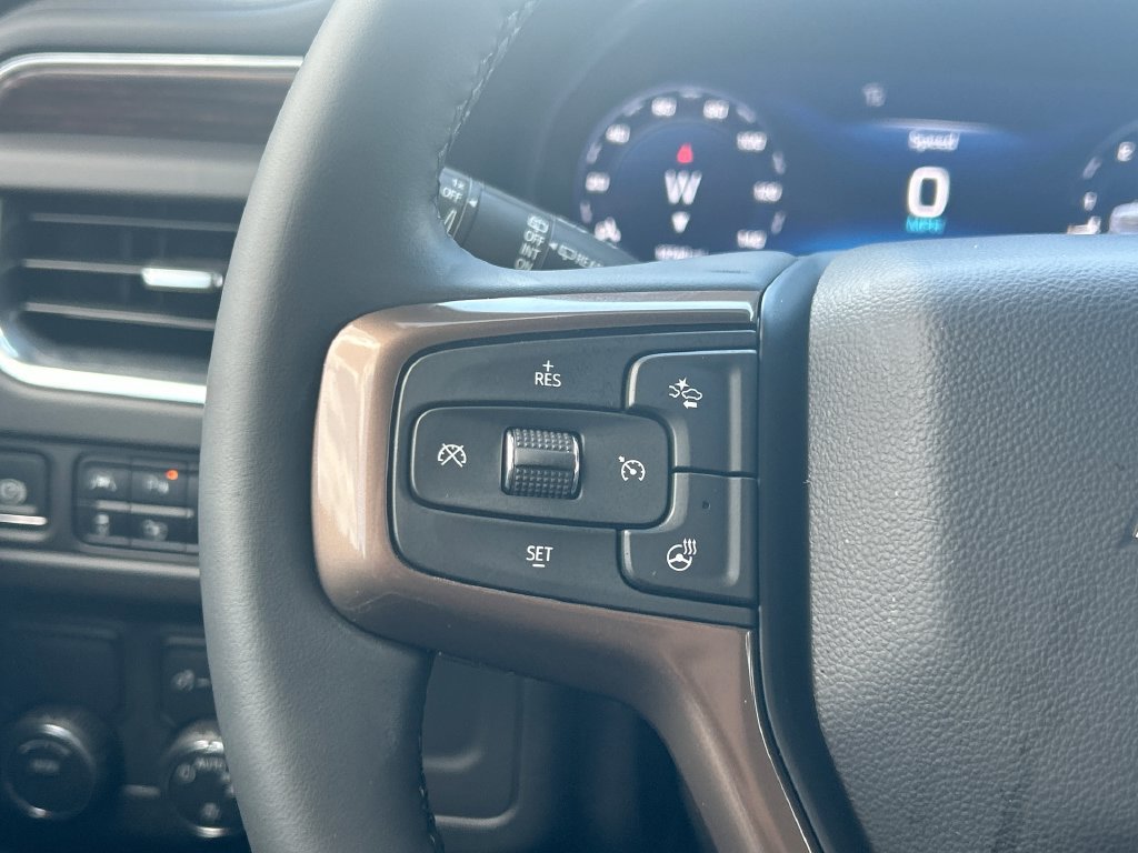 Used 2024 Chevrolet Tahoe High Country RWD image 26