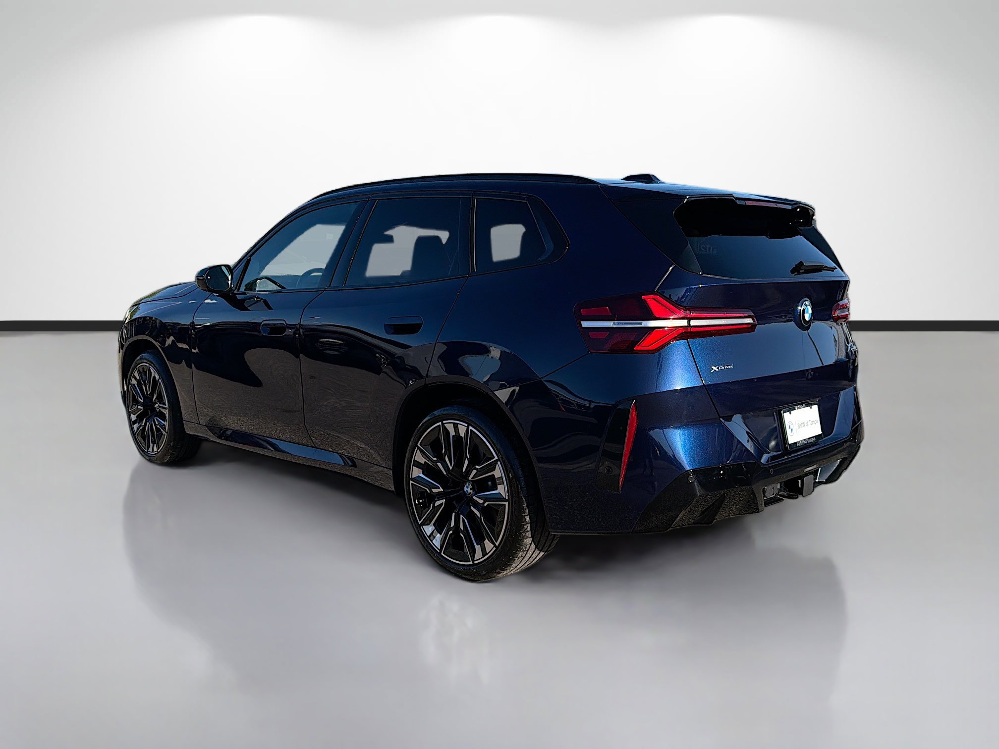 Used 2025 BMW X3 xDrive30i w/ Premium Package image 5