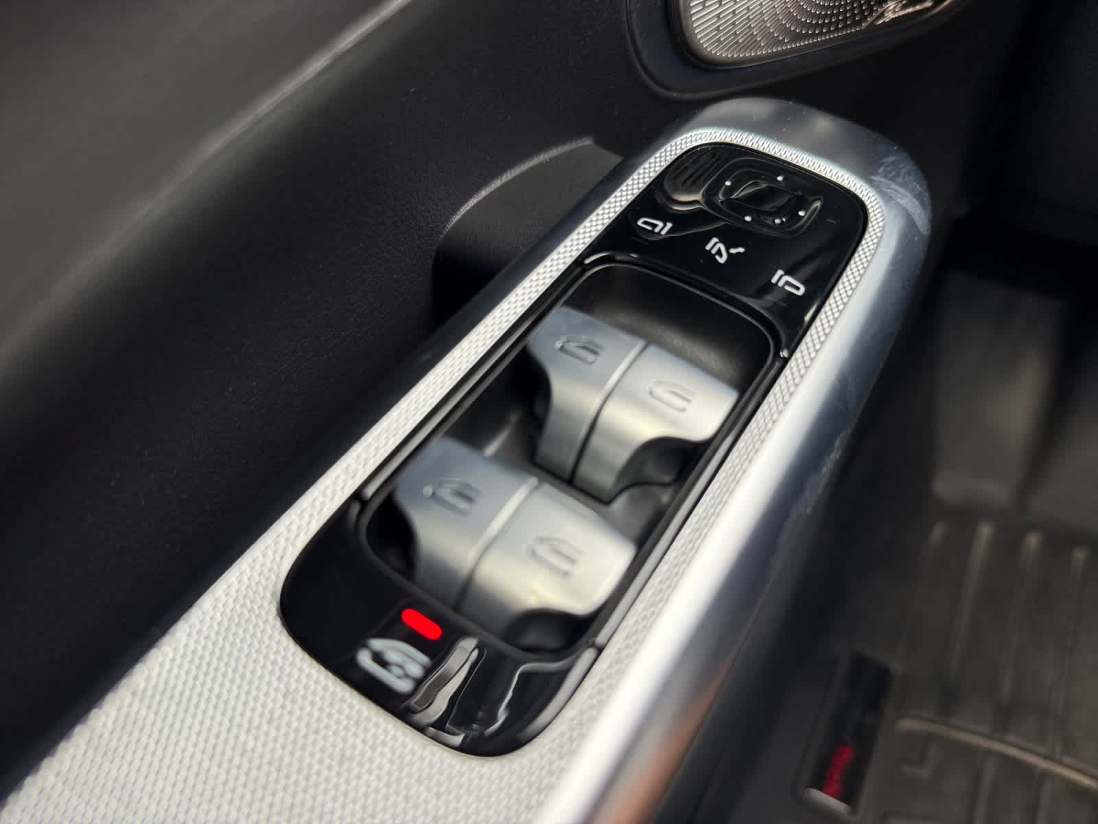 Certified 2023 Mercedes-Benz GLC 300 4MATIC image 26
