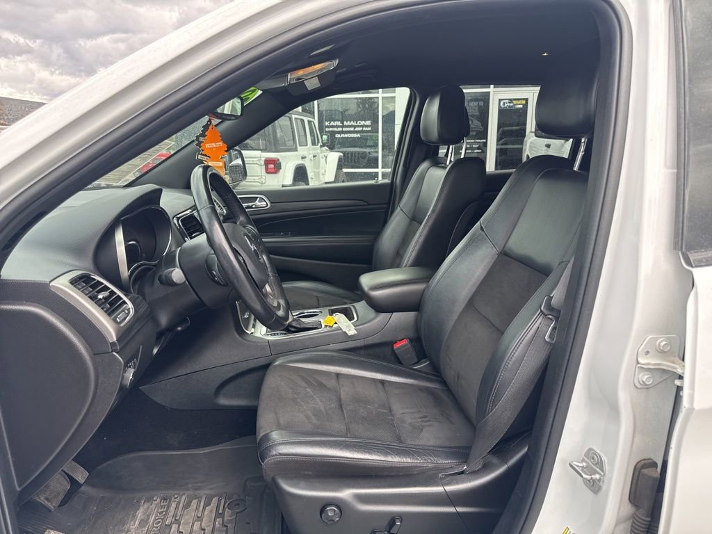 Used 2020 Jeep Grand Cherokee Altitude AWD/4WD image 9