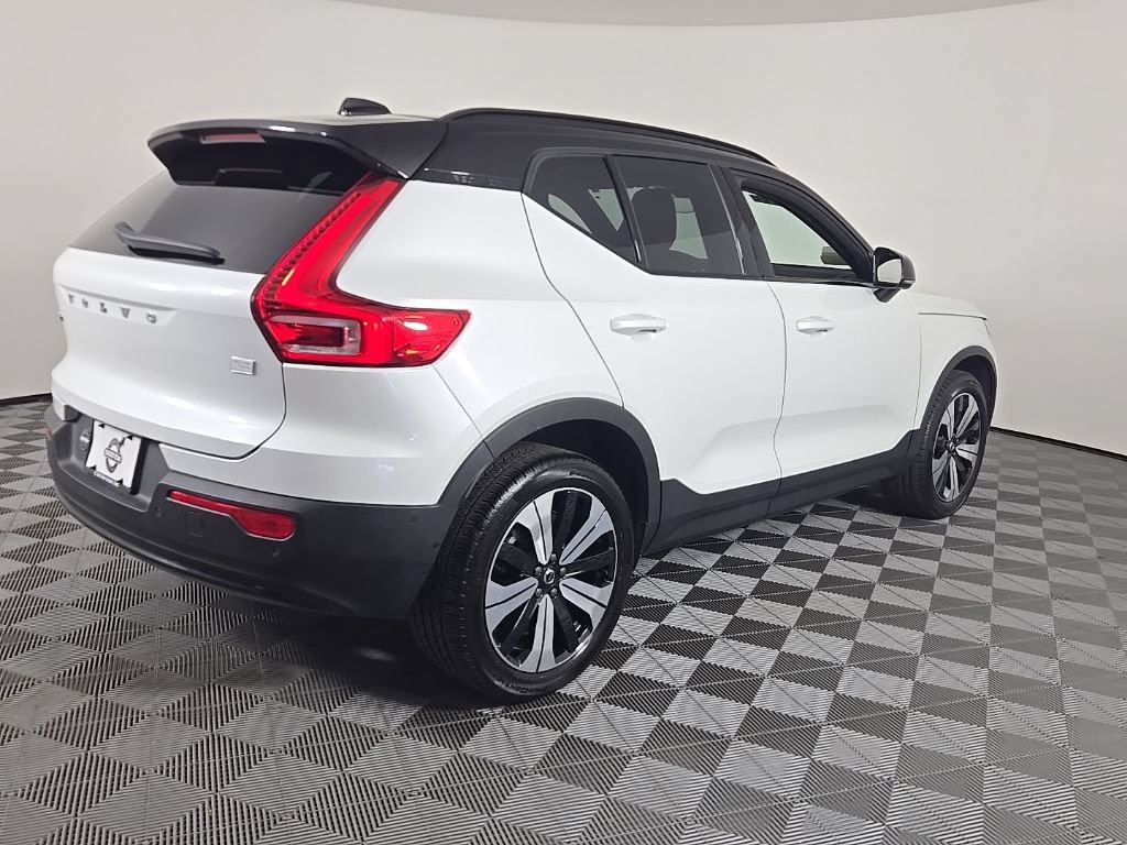 Certified 2023 Volvo XC40 Recharge Plus AWD/4WD image 10