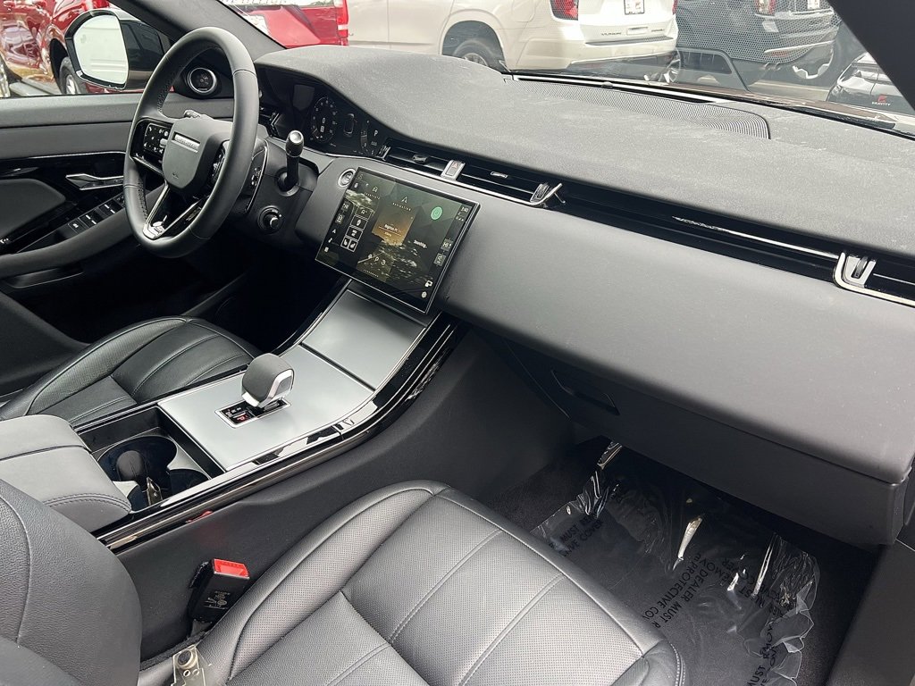 Used 2024 Land Rover Range Rover Evoque S image 28