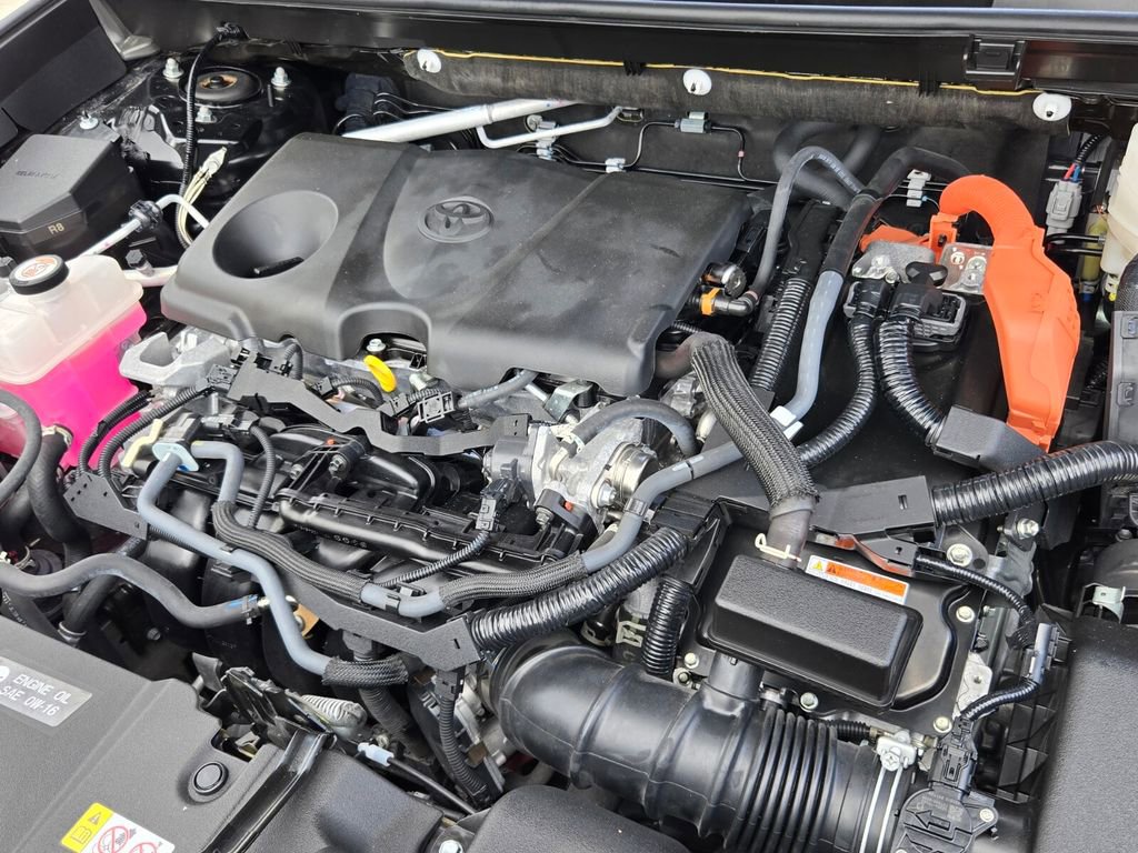 Used 2023 Toyota RAV4 SE w/ SE Grade Weather Package image 18