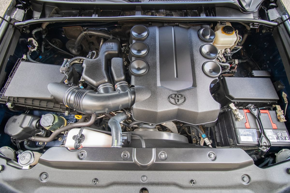 Used 2016 Toyota 4Runner Limited AWD/4WD image 50