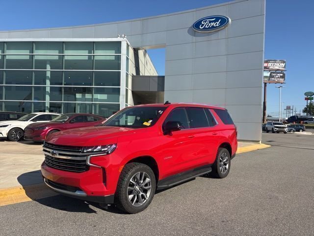 Used 2022 Chevrolet Tahoe LT w/ Luxury Package RWD image 1