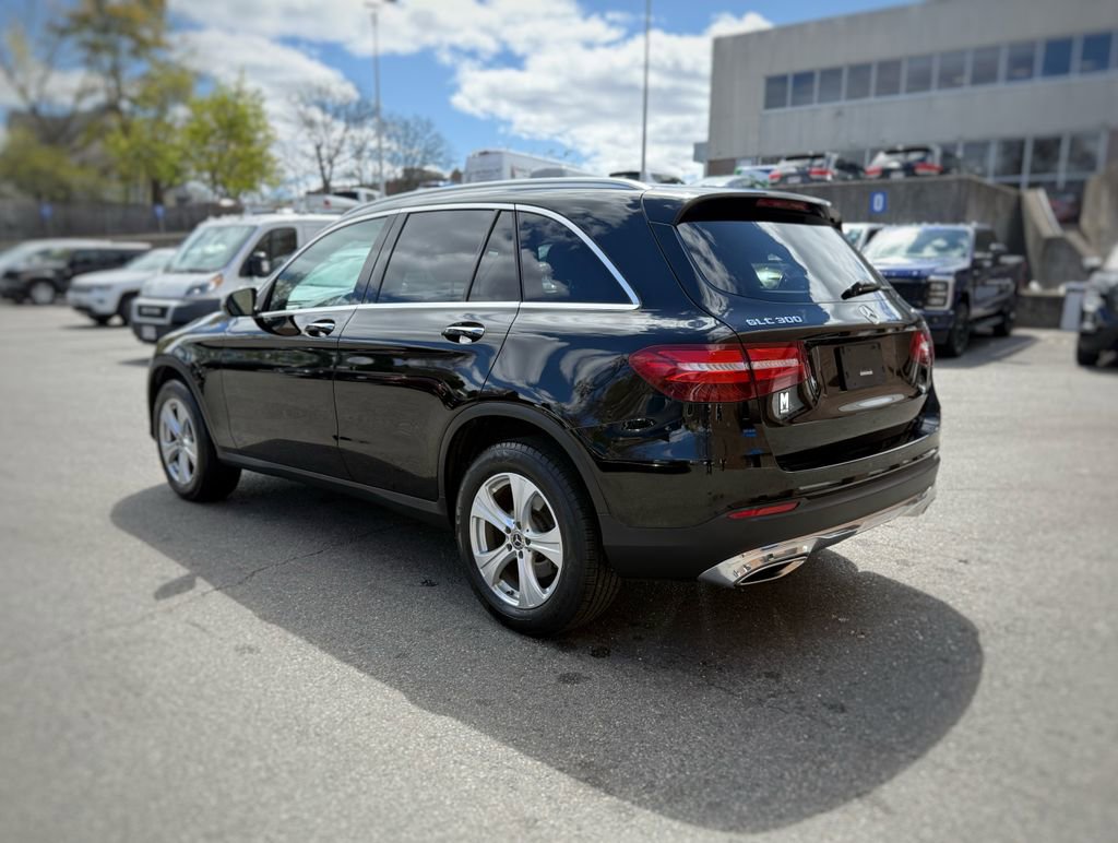 Used 2017 Mercedes-Benz GLC 300 4MATIC image 12