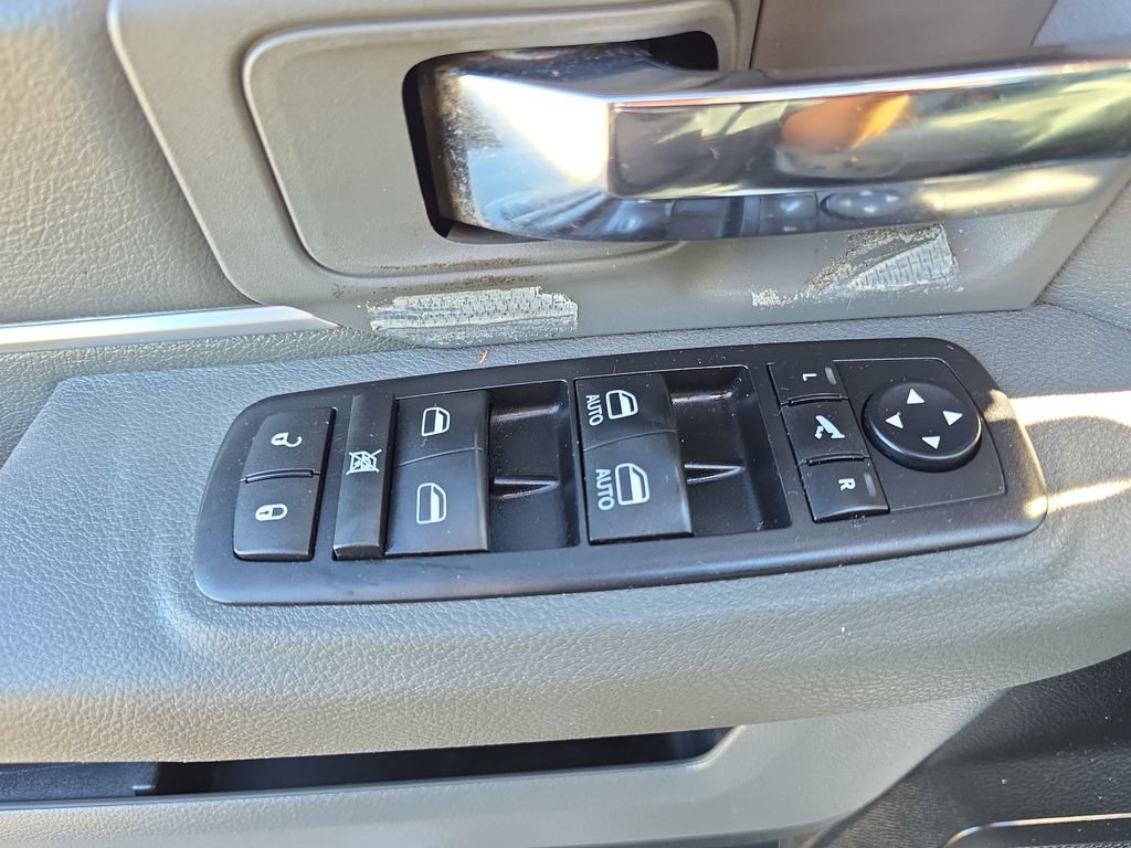 Used 2015 RAM 2500 Big Horn AWD/4WD image 18