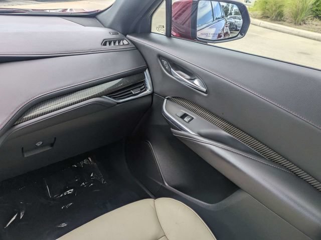 Used 2022 Cadillac XT4 Sport w/ Comfort Package FWD image 16