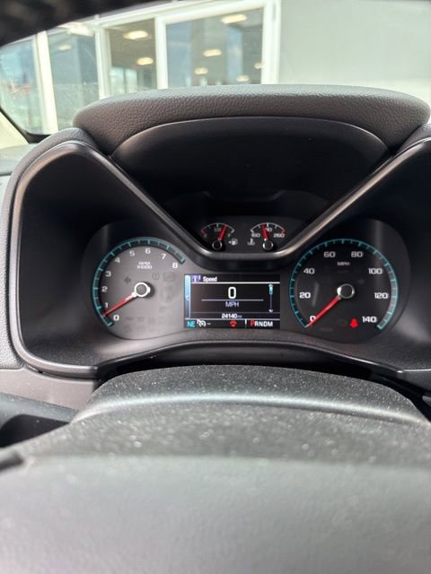 Used 2016 Chevrolet Colorado Z71 image 12