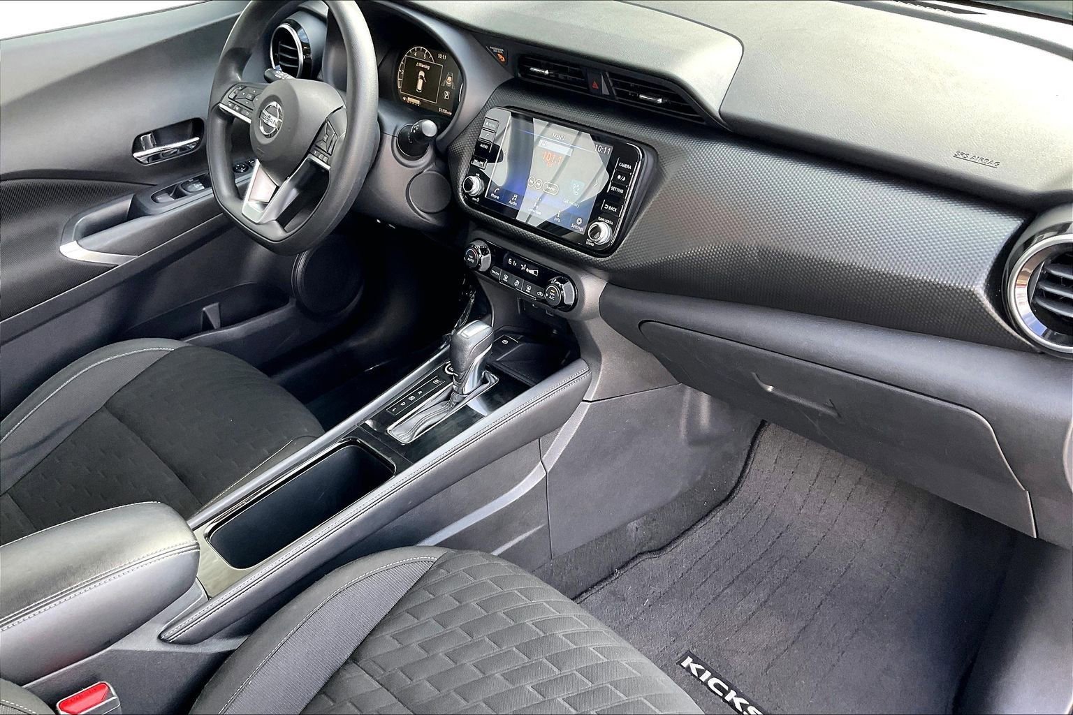 Used 2021 Nissan Kicks SV image 19