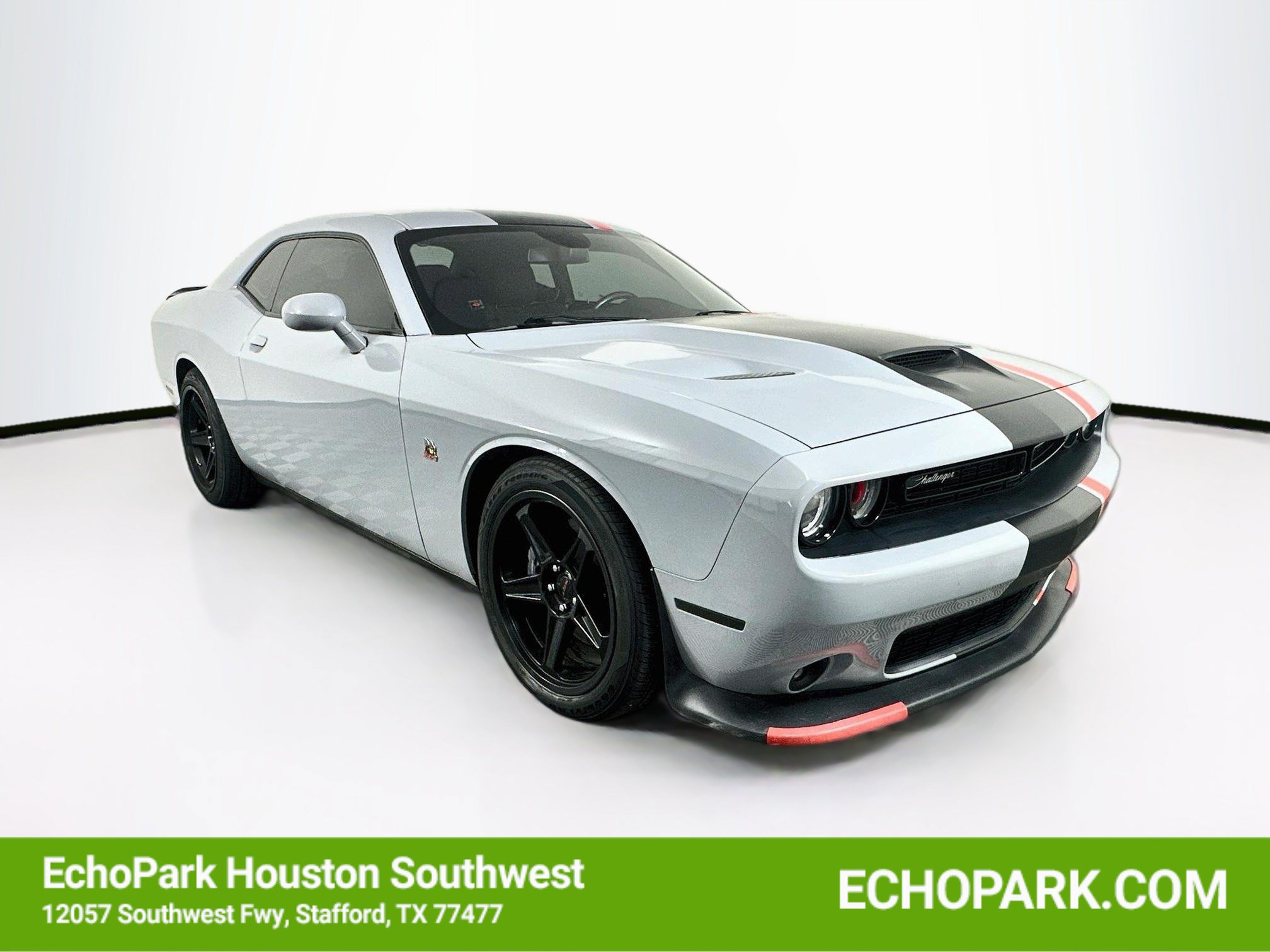 Used 2022 Dodge Challenger R/T Scat Pack w/ Driver Convenience Group RWD image 1